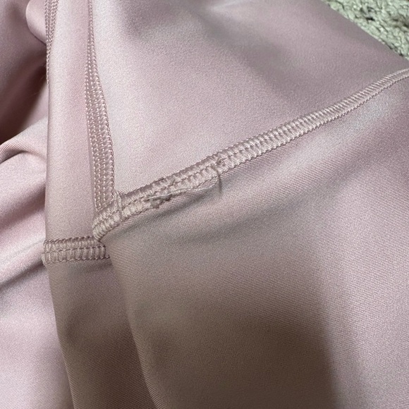 Alo yoga airlift 7/8 leggings in ballet pink - Picture 11 of 11